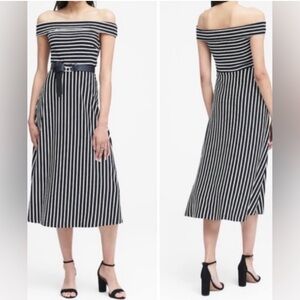 Navy Blue / White Stipe Off Shoulder Midi Dress Banana Republic Sz 0